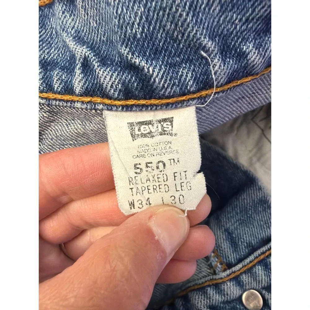 Vintage Levi's 550 Relaxed Fit Jeans Mens 34x30 Blue USA Made Tapered Leg FLAWS